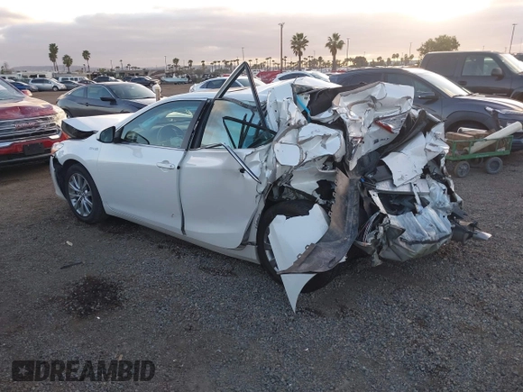 2017 Toyota Camry Hybrid LE with VIN 4T1BD1FK3HU213729, listed as a IAAI auction lot 41556587 with 110,713 mi miles. Bid and sale history available at carsss.com. Image 3.
