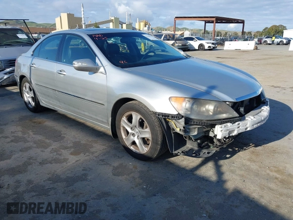 2006 Acura RL with VIN JH4KB16526C005234, listed as a IAAI auction lot 42130374 with 343,839 mi miles and . Bid and sale history available at DreamBid. Image 1.