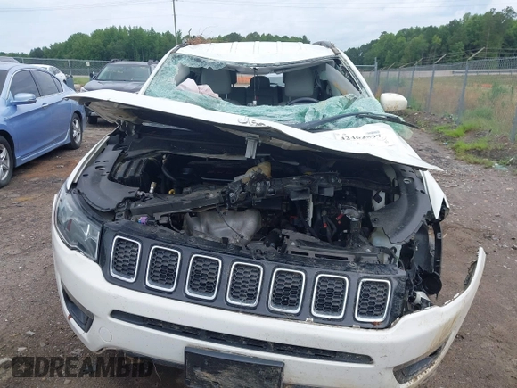 2018 Jeep Compass Latitude z VIN 3C4NJDBB2JT248974, wystawiony jako IAAI lot #42462597 z przebiegiem 168 725 mil mil oraz . Historia ofert i sprzedaży dostępna na DreamBid. Obrazek 6.