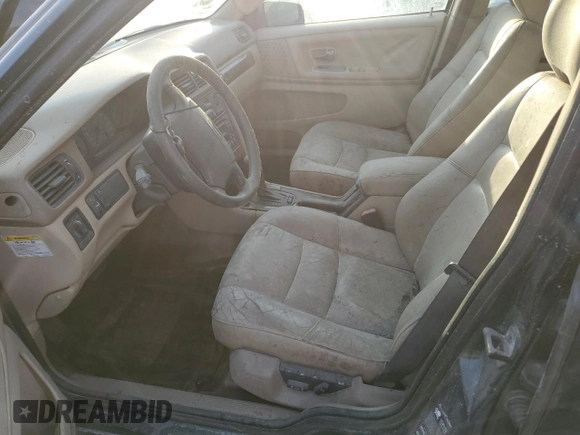 1998 Volvo S70 z VIN YV1LS5675W3511553, wystawiony jako Copart lot #75102454 z przebiegiem Nie podano mil oraz Szkody całkowita. Historia ofert i sprzedaży dostępna na DreamBid. Obrazek 7.