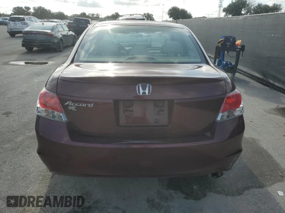 2010 Honda Accord EX z VIN 1HGCP2F72AA003813, wystawiony jako Copart lot #60043505 z przebiegiem 111 774 mil mil oraz Czysty tytuł • Clean title. Historia ofert i sprzedaży dostępna na DreamBid. Obrazek 6.