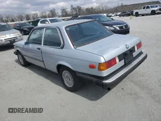 1979 BMW 3 Series z VIN 5452502, wystawiony jako Copart lot #50544545 z przebiegiem 219 309 mil mil oraz Tytuł czysty. Historia ofert i sprzedaży dostępna na DreamBid. Obrazek 2.