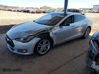 2012 Tesla Model S Performance with VIN 5YJSA1DP2CFP01454, listed as a Copart auction lot 53503025 with 116,636 mi miles and Salvage Title. Bid and sale history available at carsss.com. Image 1.