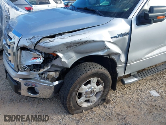 2009 Ford F-150 XL with VIN 1FTPX14VX9FA73490, listed as a IAAI auction lot 41892500 with 83,396 mi miles. Bid and sale history available at carsss.com. Image 6.