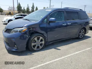 2018 Toyota Sienna SE с VIN 5TDXZ3DC7JS951305, выставлен на аукционе Copart как лот 59382855 с пробегом 68 361 миль миль и Списание • Salvage title. История ставок и продаж доступна на DreamBid. Изображение 1.