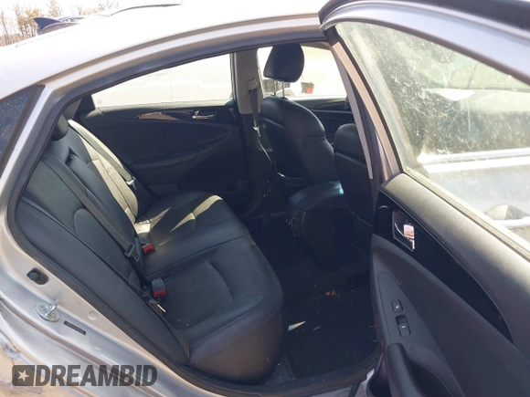 2014 Hyundai Sonata SE with VIN 5NPEC4AC2EH854480, listed as a IAAI auction lot 41784435 with 119,576 mi miles and . Bid and sale history available at DreamBid. Image 8.