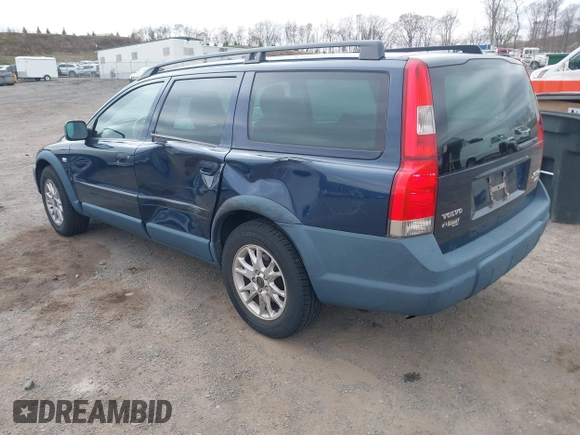2004 Volvo V70 XC Cross Country with VIN YV1SZ59H541140690, listed as a IAAI auction lot 42060998 with 133,154 mi miles and . Bid and sale history available at DreamBid. Image 3.
