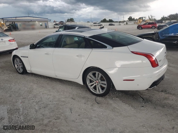 2016 Jaguar XJ with VIN SAJWJ2GD7G8W02015, listed as a Copart auction lot 63915474 with NaN miles and Salvage Title. Bid and sale history available at carsss.com. Image 2.