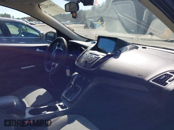 2014 Ford Escape SE с VIN 1FMCU9G94EUA06325, выставлен на аукционе IAAI как лот 42075667 с пробегом 157 523 миль миль и . История ставок и продаж доступна на DreamBid. Изображение 5.