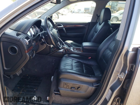 2004 Porsche Cayenne S with VIN WP1AB29P04LA75827, listed as a Copart auction lot 68295874 with 154,492 mi miles and Salvage Title. Bid and sale history available at carsss.com. Image 7.