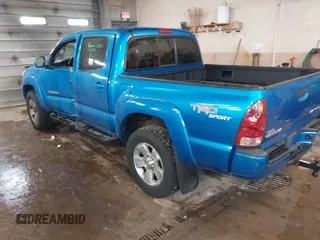 2008 Toyota Tacoma z VIN 5TELU42N58Z483546, wystawiony jako IAAI lot #41304400 z przebiegiem 157 332 mil mil oraz . Historia ofert i sprzedaży dostępna na DreamBid. Obrazek 3.
