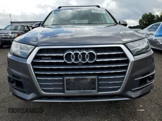 2018 Audi Q7 Prestige with VIN WA1VAAF74JD054161, listed as a Copart auction lot 64581655 with 112,426 mi miles and Clean title. Bid and sale history available at DreamBid. Image 5.