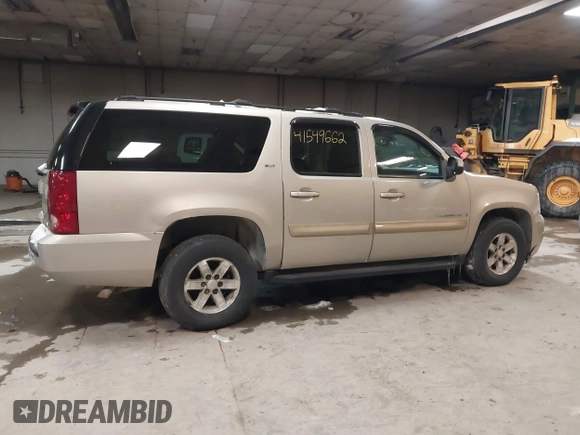 2007 GMC Yukon XL SLT with VIN 1GKFK163X7J225868, listed as a IAAI auction lot 41549662 with 169,395 mi miles. Bid and sale history available at carsss.com. Image 14.