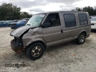 2001 Chevrolet Astro Cargo Van YF7 Upfitter with VIN 1GBDM19W61B157562, listed as a Copart auction lot 42945935 with 271,206 mi miles and Salvage Title. Bid and sale history available at carsss.com. Image 1.