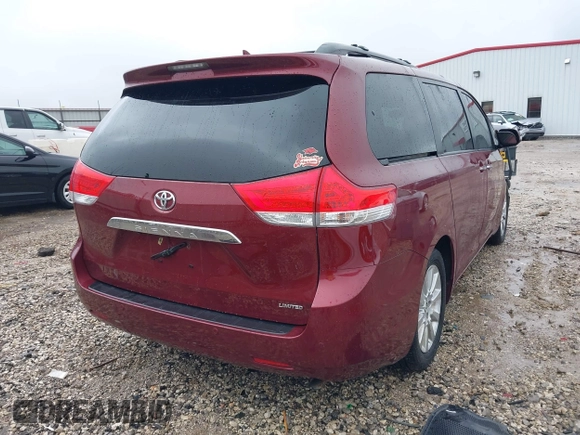 2014 Toyota Sienna XLE z VIN 5TDYK3DC9ES425398, wystawiony jako IAAI lot #41551678 z przebiegiem 224 667 mil mil oraz . Historia ofert i sprzedaży dostępna na DreamBid. Obrazek 4.