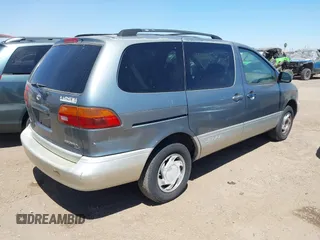 1999 Toyota Sienna LE with VIN 4T3ZF13C3XU109706, listed as a IAAI auction lot 42034205 with 1 mi miles. Bid and sale history available at carsss.com. Image 4.