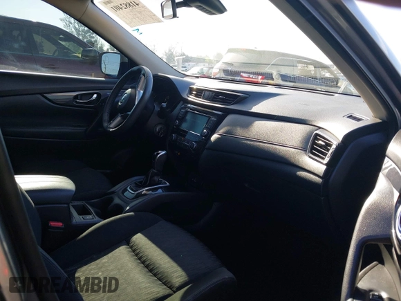 2019 Nissan Rogue SV with VIN KNMAT2MTXKP549372, listed as a IAAI auction lot 41882401 with 41,027 mi miles. Bid and sale history available at carsss.com. Image 5.