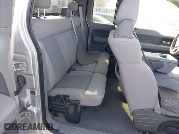 2006 Ford F-150 XLT with VIN 1FTPX14506FA09924, listed as a IAAI auction lot 41902617 with 179,444 mi miles. Bid and sale history available at carsss.com. Image 8.