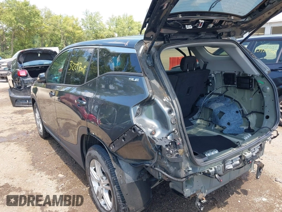 2020 GMC Terrain SLE with VIN 3GKALMEVXLL136414, listed as a IAAI auction lot 40079192 with 32,297 mi miles. Bid and sale history available at carsss.com. Image 3.
