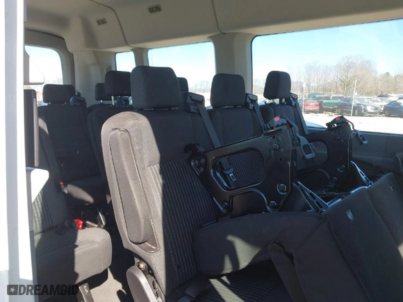 2018 Ford Transit Passenger Wagon XL with VIN 1FBAX2CM0JKA43564, listed as a IAAI auction lot 41643758 with 54,755 mi miles. Bid and sale history available at carsss.com. Image 8.