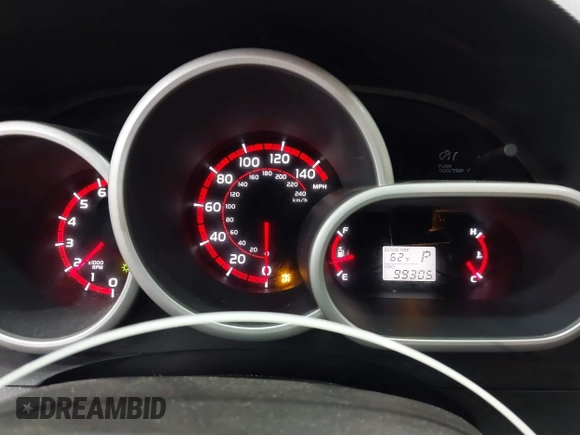 2010 Pontiac Vibe w/1SB with VIN 5Y2SP6E00AZ406082, listed as a IAAI auction lot 41952669 with 99,305 mi miles. Bid and sale history available at carsss.com. Image 7.