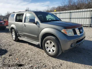 2005 Nissan Pathfinder LE with VIN 5N1AR18U65C786377, listed as a Copart auction lot 85769634 with 132,598 mi miles and Clean Title. Bid and sale history available at carsss.com. Image 4.
