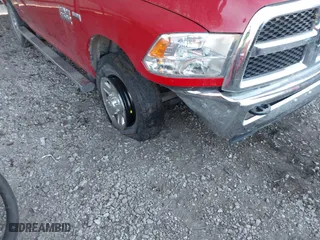 2018 Ram 2500 Tradesman with VIN 3C6UR5CJ2JG120962, listed as a IAAI auction lot 41041140 with 90,737 mi miles. Bid and sale history available at carsss.com. Image 18.