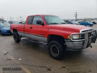 1999 Dodge Ram 1500 with VIN 3B7HF13Z4XG115014, listed as a Copart auction lot 84832044 with 203,821 mi miles and Salvage Title. Bid and sale history available at carsss.com. Image 4.