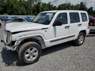 2012 Jeep Liberty Sport z VIN 1C4PJMAK6CW161425, wystawiony jako Copart lot #63870425 z przebiegiem 174 362 mil mil oraz Szkoda całkowita • Salvage title. Historia ofert i sprzedaży dostępna na DreamBid. Obrazek 1.