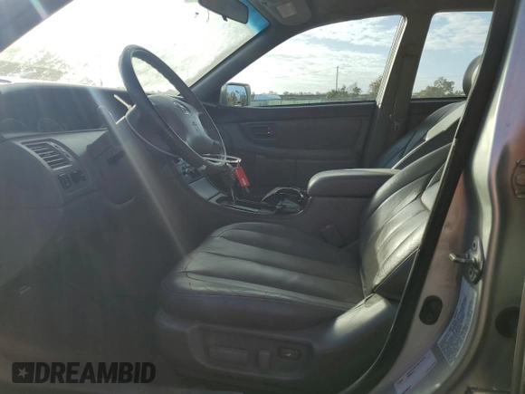 2002 Toyota Avalon XL with VIN 4T1BF28B32U263941, listed as a Copart auction lot 83993504 with 118,438 mi miles and Salvage Title. Bid and sale history available at DreamBid. Image 7.