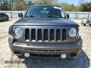 2016 Jeep Patriot High Altitude with VIN 1C4NJPFA7GD582791, listed as a Copart auction lot 52099685 with 83,595 mi miles and Salvage Title. Bid and sale history available at DreamBid. Image 5.