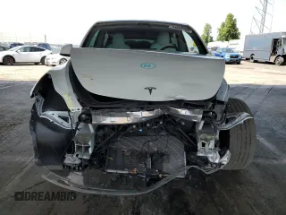2023 Tesla Model Y Long Range with VIN 7SAYGDEE8PF620703, listed as a Copart auction lot 54655105 with 29,538 mi miles and Salvage Title. Bid and sale history available at DreamBid. Image 5.