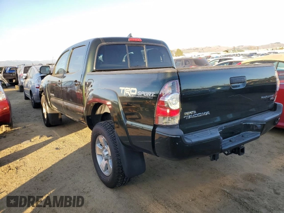 2014 Toyota Tacoma PreRunner with VIN 3TMJU4GN9EM159251, listed as a Copart auction lot 87052424 with 174,241 mi miles and Salvage Title. Bid and sale history available at carsss.com. Image 2.