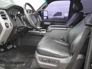 2015 Ford F-350 Platinum z VIN 1FT8W3BTXFEA96175, wystawiony jako Copart lot #55462475 z przebiegiem 157 080 mil mil oraz Szkody całkowita. Historia ofert i sprzedaży dostępna na DreamBid. Obrazek 7.