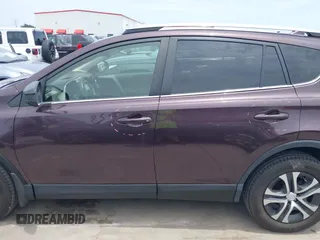 2018 Toyota RAV4 LE с VIN 2T3BFREV9JW850710, выставлен на аукционе IAAI как лот 42261615 с пробегом 69 869 миль миль и . История ставок и продаж доступна на DreamBid. Изображение 15.