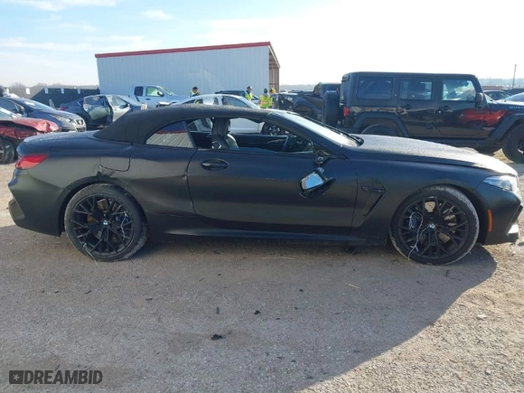 2020 BMW M8 Competition with VIN WBSDZ0C02LCD80945, listed as a IAAI auction lot 41229113 with 1 mi miles. Bid and sale history available at carsss.com. Image 12.