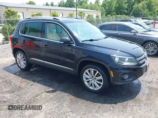 2012 Volkswagen Tiguan SE z VIN WVGBV7AX1CW548133, wystawiony jako IAAI lot #42403164 z przebiegiem 139 083 mil mil oraz . Historia ofert i sprzedaży dostępna na DreamBid. Obrazek 1.
