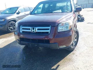 2008 Honda Pilot EX-L with VIN 5FNYF28588B007093, listed as a IAAI auction lot 41862979 with 186,147 mi miles. Bid and sale history available at carsss.com. Image 6.