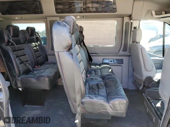2016 Ford Transit Cargo с VIN 1FTYR2CG2GKA09634, выставлен на аукционе Copart как лот 46376165 с пробегом 102 764 миль миль и Списание • Salvage title. История ставок и продаж доступна на DreamBid. Изображение 11.
