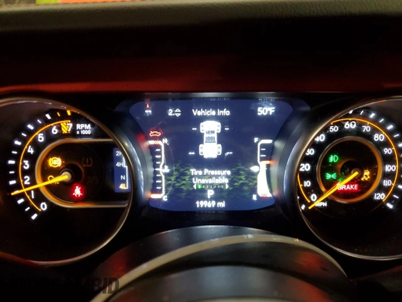 2023 Jeep Gladiator Rubicon with VIN 1C6JJTBG9PL581012, listed as a Copart auction lot 44512095 with 19,969 mi miles and Non repairable. Bid and sale history available at DreamBid. Image 9.