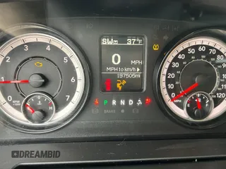 2018 Ram 1500 Big Horn с VIN 1C6RR7GG2JS306980, выставлен на аукционе IAAI как лот 41597761 с пробегом 197 505 миль миль и . История ставок и продаж доступна на DreamBid. Изображение 7.