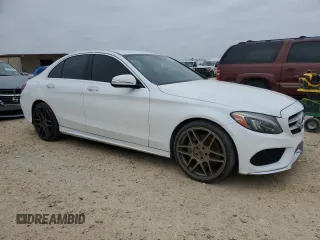 2015 Mercedes-Benz C-Class C 400 with VIN 55SWF6GB5FU034186, listed as a Copart auction lot 46135635 with 140,667 mi miles and Clean Title. Bid and sale history available at carsss.com. Image 4.