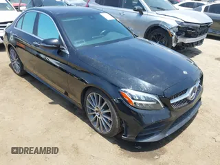 2019 Mercedes-Benz C 300 z VIN 55SWF8DB4KU313137, wystawiony jako IAAI lot #42565280 z przebiegiem 68 789 mil mil oraz . Historia ofert i sprzedaży dostępna na DreamBid. Obrazek 1.