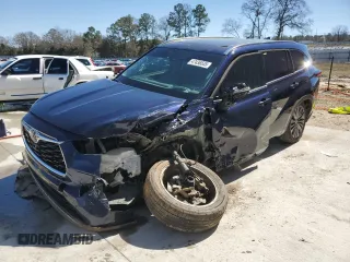 2022 Toyota Highlander Platinum z VIN 5TDFZRAHXNS105349, wystawiony jako Copart lot #47436535 z przebiegiem 97 802 mil mil oraz Szkoda całkowita • Salvage title. Historia ofert i sprzedaży dostępna na DreamBid. Obrazek 1.