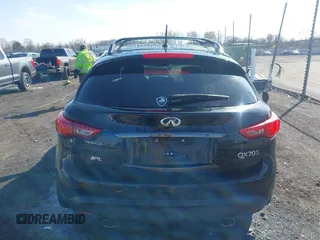 2016 Infiniti QX70 z VIN JN8CS1MW6GM750280, wystawiony jako IAAI lot #41588491 z przebiegiem 78 266 mil mil oraz . Historia ofert i sprzedaży dostępna na DreamBid. Obrazek 16.