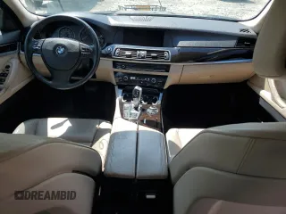 2012 BMW 5 Series 535i xDrive z VIN WBAFU7C5XCDU61442, wystawiony jako Copart lot #61270245 z przebiegiem 201 701 mil mil oraz Czysty tytuł • Clean title. Historia ofert i sprzedaży dostępna na DreamBid. Obrazek 8.