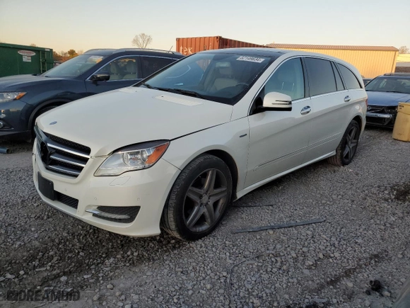 2012 Mercedes-Benz R-Class R 350 with VIN 4JGCB5HE1CA142811, listed as a Copart auction lot 82149634 with 187,770 mi miles and Salvage Title. Bid and sale history available at carsss.com. Image 1.