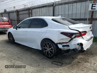 2023 Toyota Camry SE with VIN 4T1G11AK0PU779075, listed as a Copart auction lot 50642705 with 16,392 mi miles and Salvage Title. Bid and sale history available at DreamBid. Image 2.