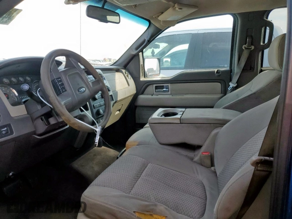 2009 Ford F-150 XL with VIN 1FTRW12899FA26850, listed as a Copart auction lot 44053435 with 163,491 mi miles and Salvage Title. Bid and sale history available at carsss.com. Image 7.