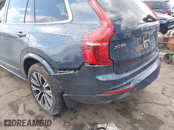 2021 Volvo XC90 Momentum with VIN YV4102PK3M1716878, listed as a IAAI auction lot 41420900 with 49,075 mi miles. Bid and sale history available at carsss.com. Image 15.